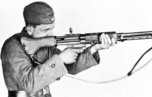 FG-42 (нем. Fallschirmjägergewehr 42), FG-42, Вторая, автоматическая, винтовка, война, мировая, немецкая
