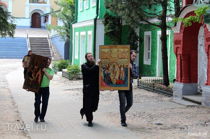 В Псковской стороне. Псково-Печерский монастырь В Псковской стороне. Псково-Печерский монастырь