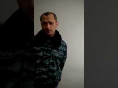 Украинский священник закатил истерику в горсовете Херсона из-за русского языка