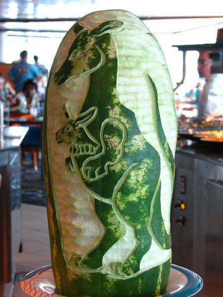 Amazing Watermelon Carvings (75 pics) Amazing Watermelon Carvings (75 pics)