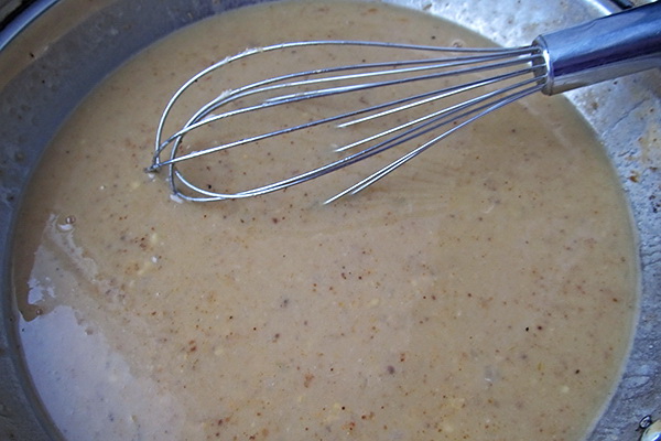 Cheshskiy sup-gulyash v hlebe: recept s photo