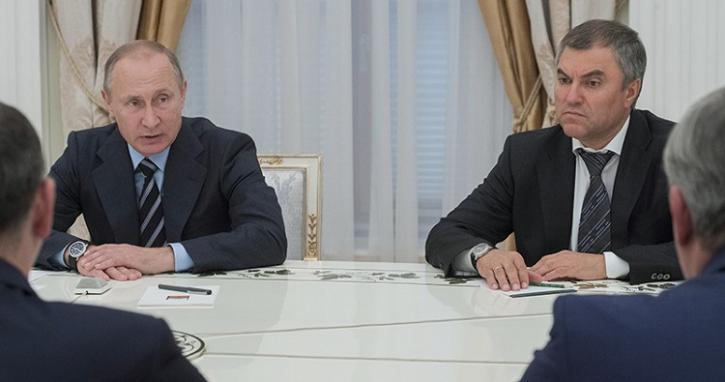 Путин и Володин Путин и Володин