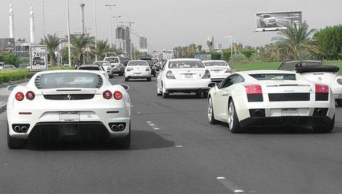 http://www.1tvnet.ru/images/news_Denis/All-White-Cars.jpg
