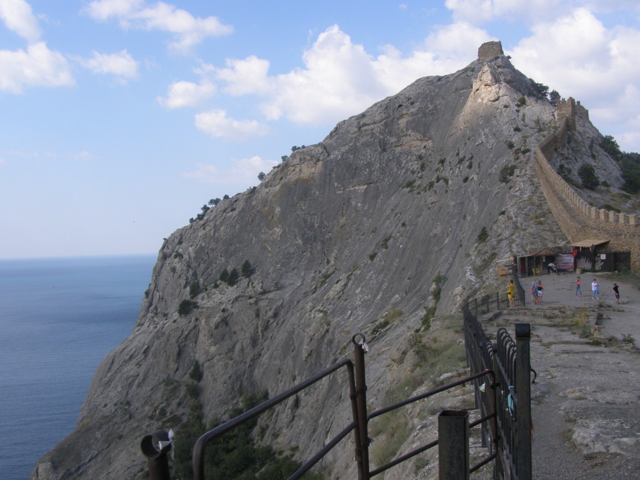 Отдых в Крыму. Генуэзская крепость. Отдых в Крыму. Генуэзская крепость.