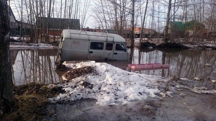 Автомобильный юмор (43 фото) Автомобильный юмор (43 фото)