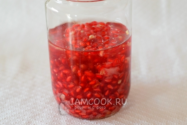 Влить водку