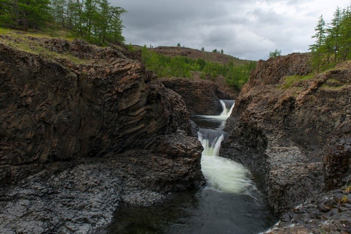 Самый большой водопад в России…