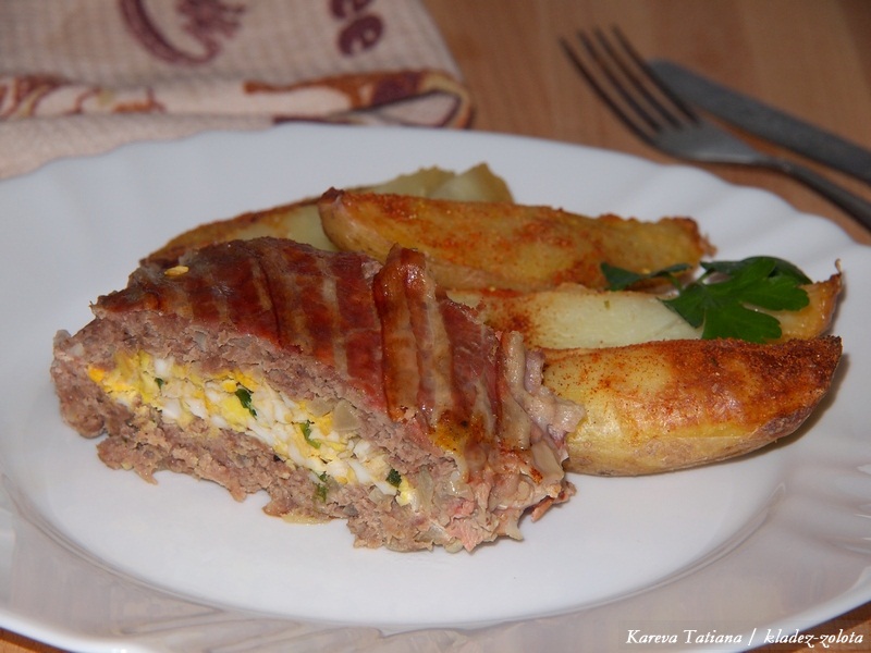 Рулет с яйцом и пряным картофелем Рулет с яйцом и пряным картофелем