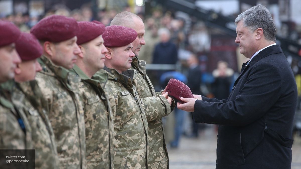 Порошенко отметил стремление Украины стать членом НАТО в ближайшие 10 лет