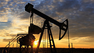 Добыча нефти в Техасе, США. Архивное фото Добыча нефти в Техасе, США. Архивное фото