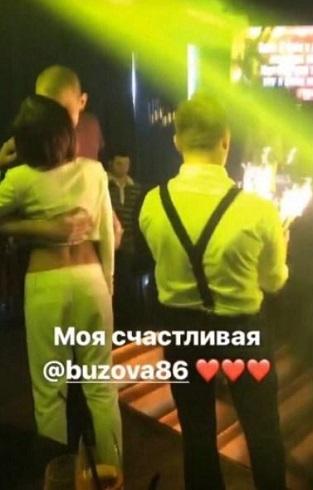 Кто же обнимает Бузову? Кто же обнимает Бузову?