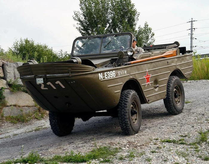 Для перевозки военных. Для перевозки военных.