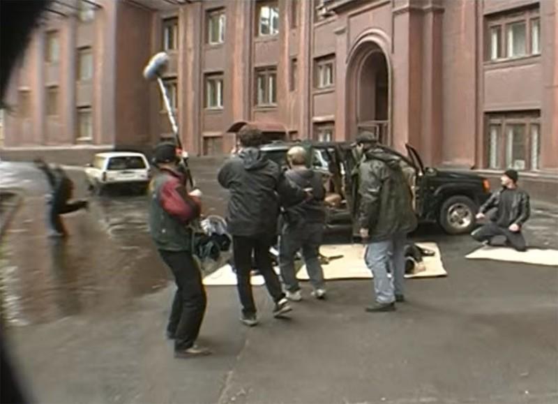 Сергей Бодров о съемках фильма «Брат 2» (27 фото) Сергей Бодров о съемках фильма «Брат 2» (27 фото)
