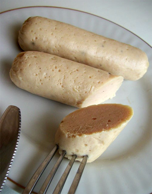 Сочные сосиски из куриного филе