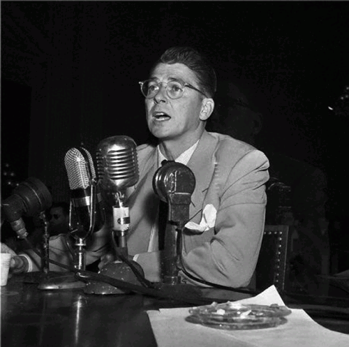 Рональд Рейган ( Выступления «дружественных» свидетелей на заседании Комиссии по расследованию антиамериканской деятельности, 1947)
