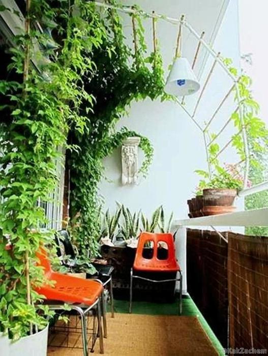 19charmingbalconyspace