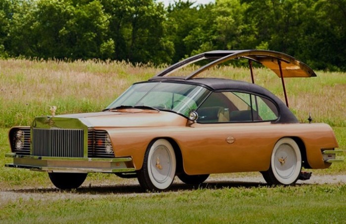 Автомобиль Mohs Ostentatienne Opera Sedan создан авиаконструктором. Автомобиль Mohs Ostentatienne Opera Sedan создан авиаконструктором.