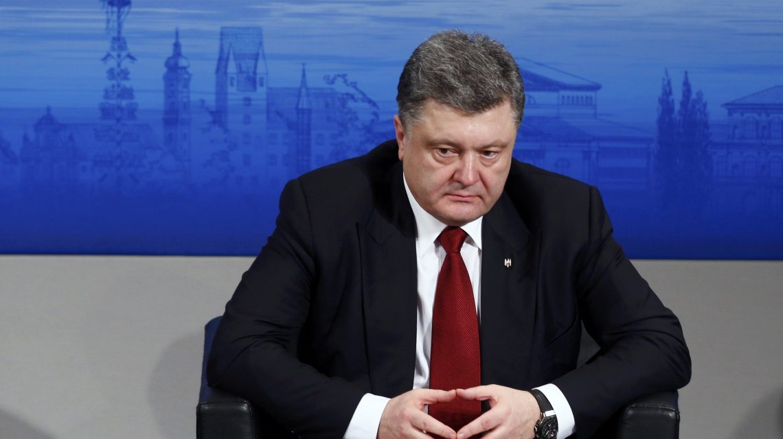 Вот что натворил Порошенко! США отказываются помогать Украине… Вот что натворил Порошенко! США отказываются помогать Украине…