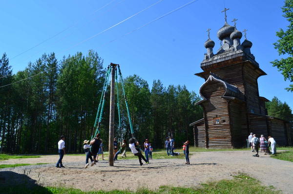 А не обратить ли нам взор на русскую избу? А не обратить ли нам взор на русскую избу?