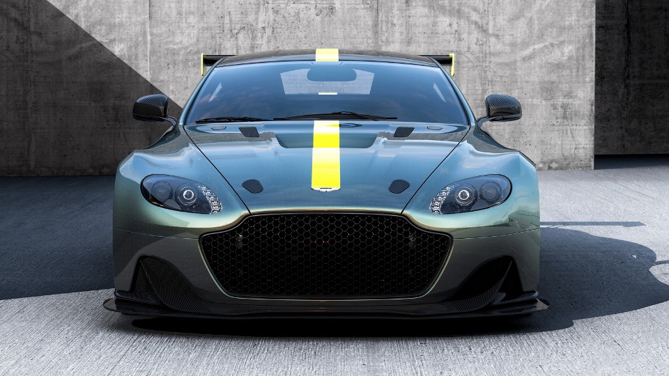 Первыми представителями бренда стали Rapide с V12 и трековый Vantage. Фото 2