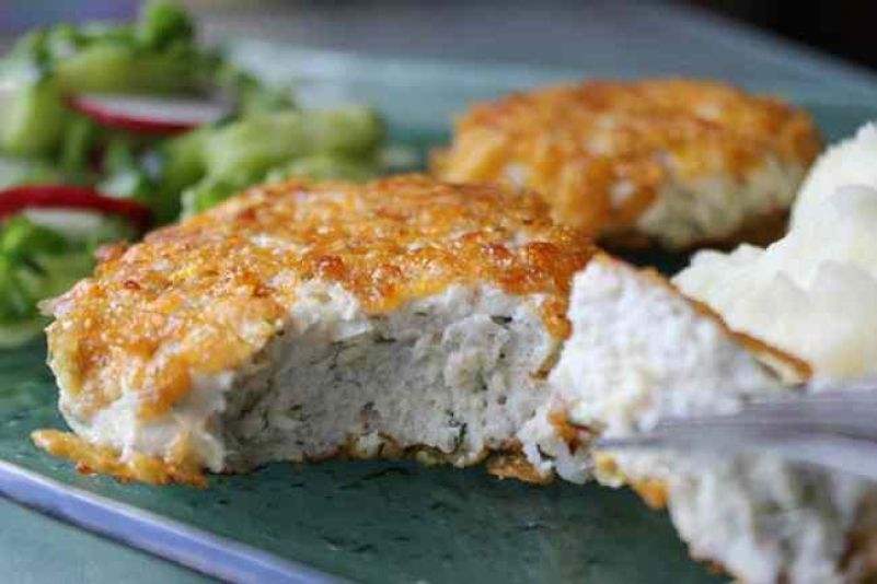 Картинки по запроÑу Ðежные куриные котлеты Ñ Ñ‚Ð²Ð¾Ñ€Ð¾Ð³Ð¾Ð¼: белковый зарÑд на веÑÑŒ день