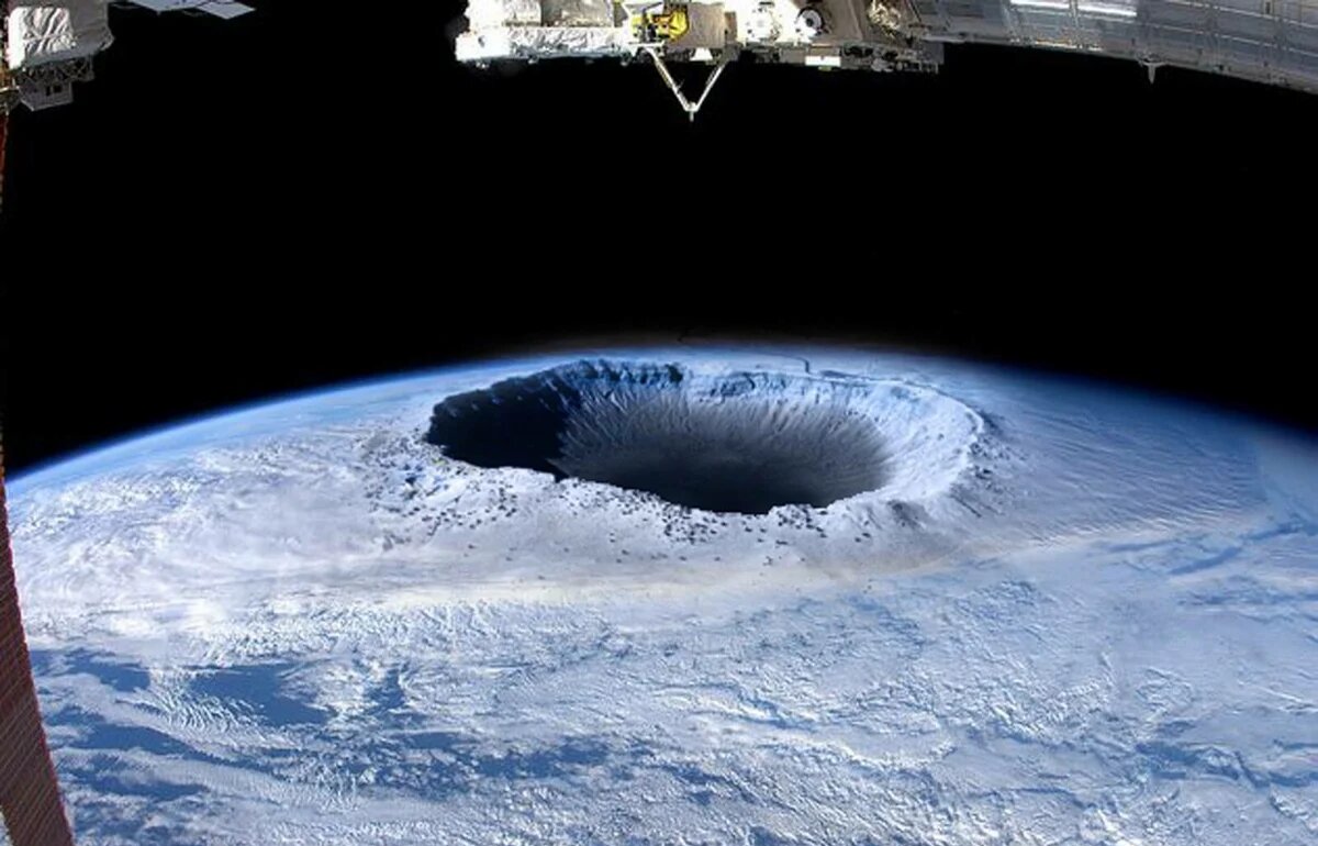 фото антарктиды со спутника