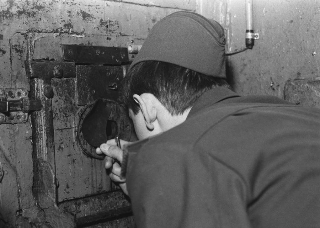 Революционеры, святые, воры в законе. Как выглядит "Бутырка" изнутри — и кто в ней сидел