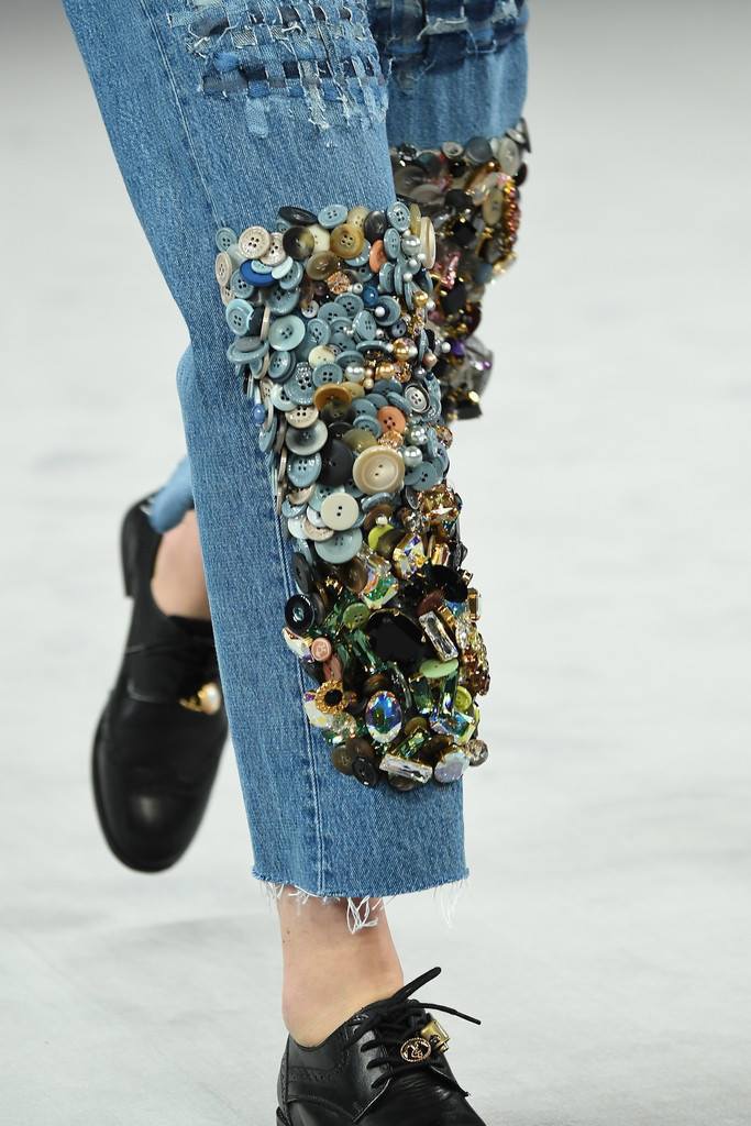 Viktor & Rolf Fall Winter 2016 Couture Collection
