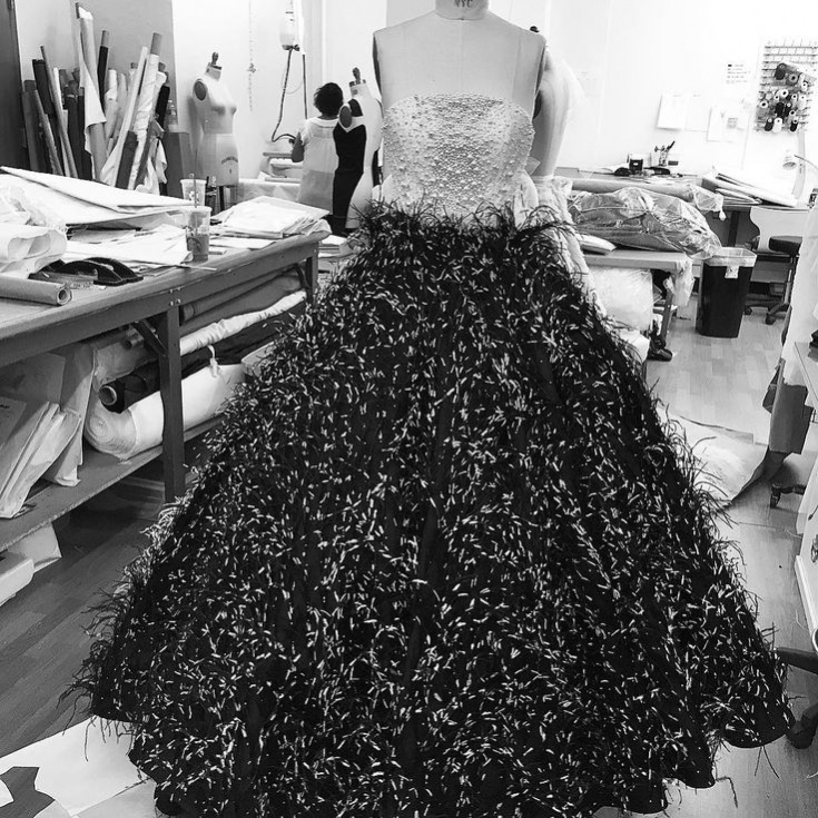 В мастерской Christian Siriano