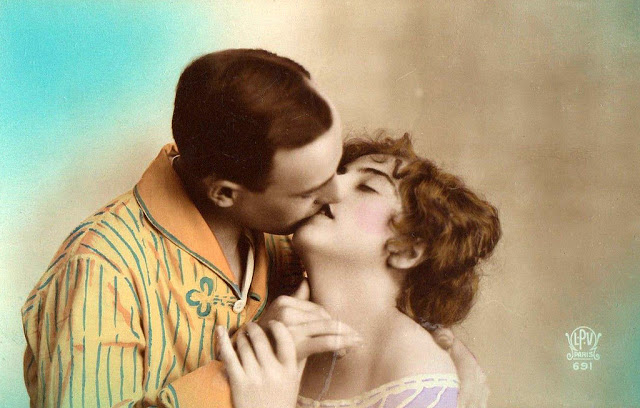 Любовные французские открытки 1920-х годов