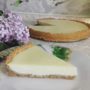 Фото к рецепту: Key Lime Pie Фото к рецепту: Key Lime Pie