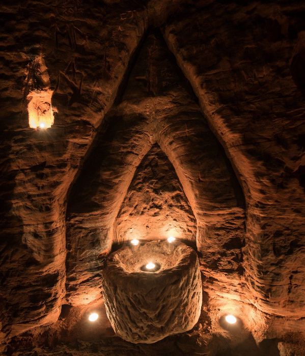 В Англии обнаружена пещера тамплиеров: таинственное подземелье с 700-летней историей
