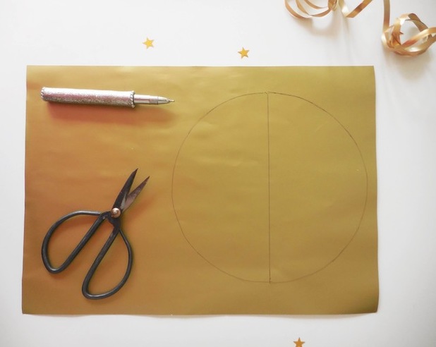 Craft: Как сделать украшение ячеистой бумаги - шаг за шагом