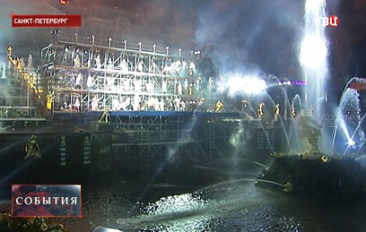 В Петербурге проходит ежегодный бал фонтанов