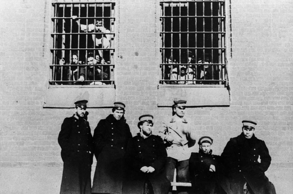 Революционеры, святые, воры в законе. Как выглядит "Бутырка" изнутри — и кто в ней сидел