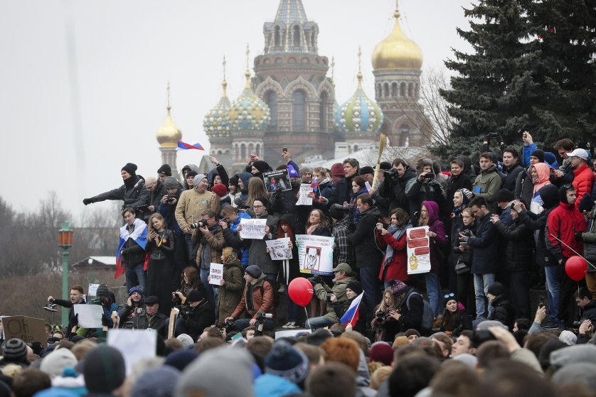 Митинги в России