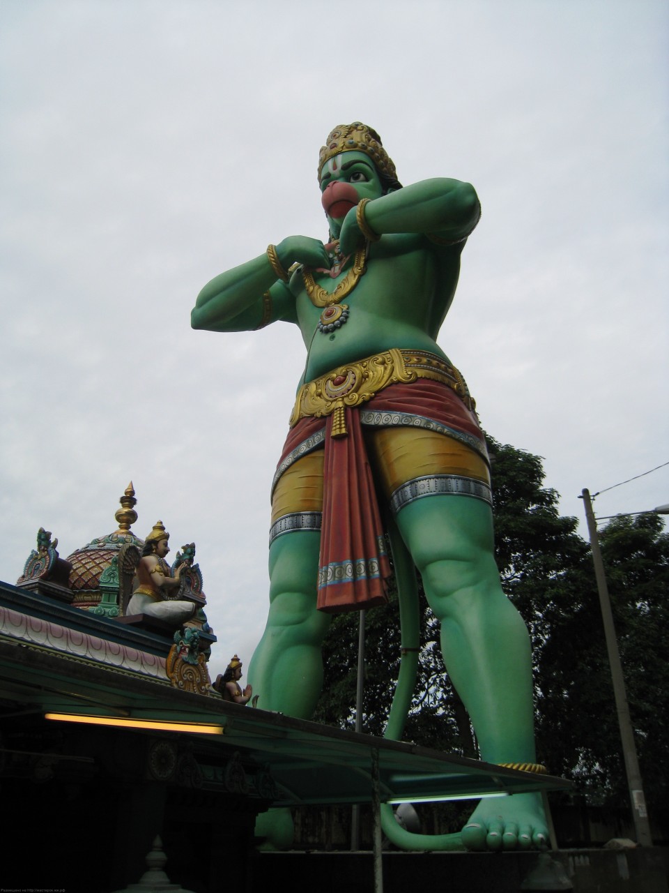 Пещеры Бату Кейвс (Batu Caves). Индонезия. Пещеры Бату Кейвс (Batu Caves). Индонезия.