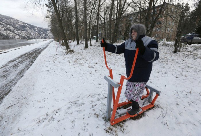 Фотографии о жизни сибиряков: как живут и отдыхают люди на Крайнем Севере (25 фото) Фотографии о жизни сибиряков: как живут и отдыхают люди на Крайнем Севере (25 фото)