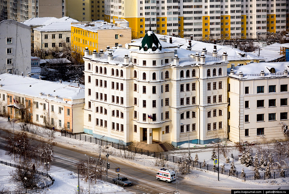 Один из самых «холодных» городов Земли с высоты