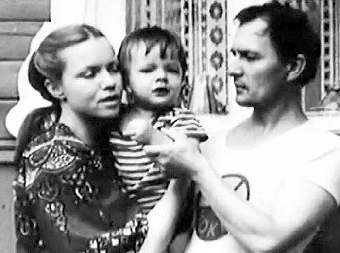 Почему актриса Валентина Теличкина избегает рассказов о своем муже Почему актриса Валентина Теличкина избегает рассказов о своем муже