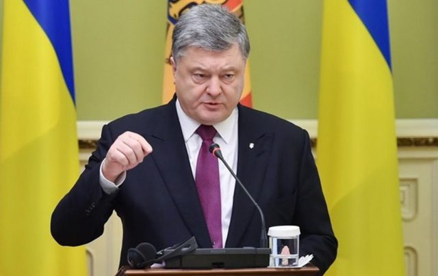 Порошенко назвал условия снятия блокировки с российских сайтов Порошенко назвал условия снятия блокировки с российских сайтов