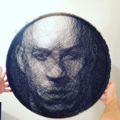 Необычные портреты Сашо Крайнца, созданные с помощью одной нити