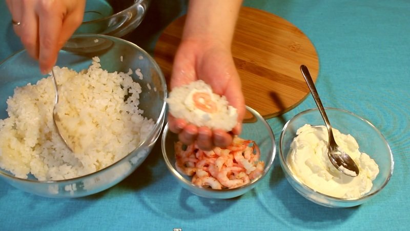Рисовые шарики с креветками в кляре. Рецепт на тему японской кухни Рисовые шарики с креветками в кляре. Рецепт на тему японской кухни еда, креветки, кулинария, рецепт, рис, рисовые шарики, японская кухня