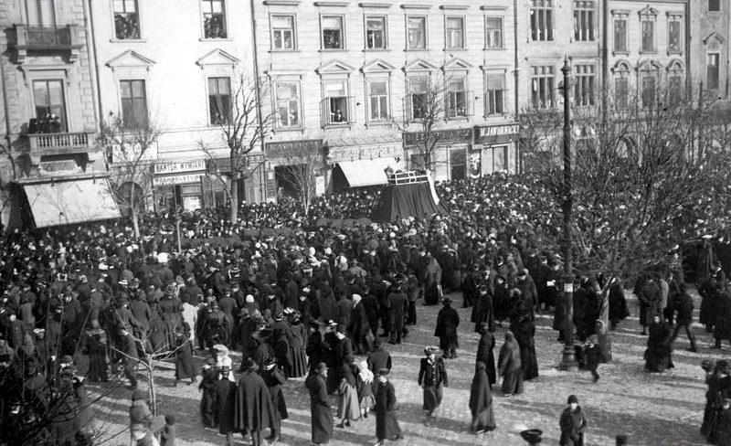 ЛЮДИ И СУДЬБЫ. Мезальянс – всегда безумство… ЛЮДИ И СУДЬБЫ. Мезальянс – всегда безумство…