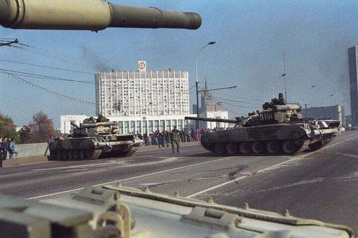После распада страны большая часть танков была в России и Украине. /Фото: pinterest.it. После распада страны большая часть танков была в России и Украине. /Фото: pinterest.it.