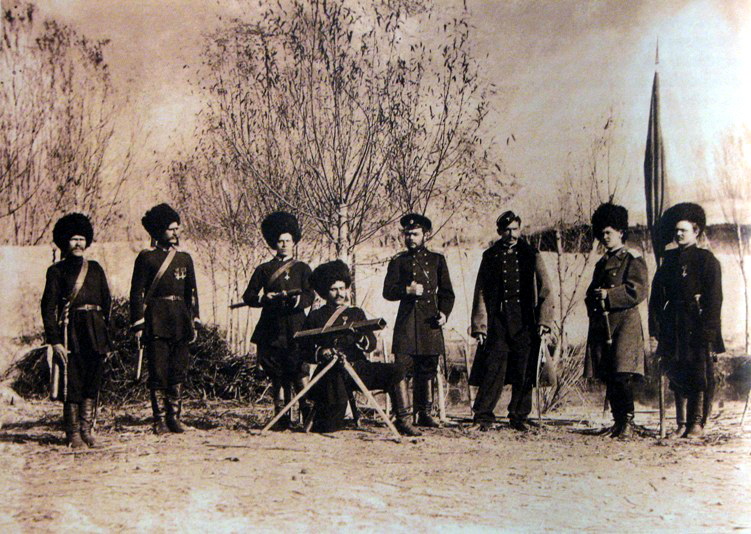 Ракетный взвод Семиреченского казачьего войска, около 1891 г. Источник: http://statehistory.ru/635/Russkoe-raketnoe-oruzhie-19-veka/ Ракетный взвод Семиреченского казачьего войска, около 1891 г. Источник: http://statehistory.ru/635/Russkoe-raketnoe-oruzhie-19-veka/
