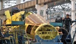 Сборка истребителя-бомбардировщика Су-34 на Новосибирском авиационном заводе (НАЗ) имени В.П. Чкалова