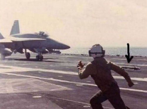 Неудачный день в картинках (21 фото) Неудачный день в картинках (21 фото)