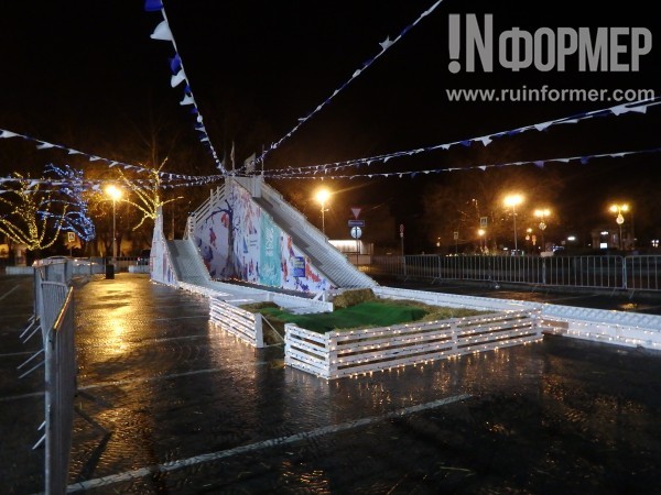 Севастопольцев здесь нет, но пусть постоит? (ФОТО) Севастопольцев здесь нет, но пусть постоит? (ФОТО)