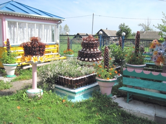 плистиковый двор